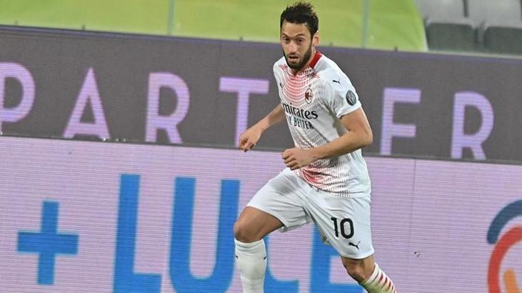 Hakan Çalhanoğlu'ndan Galatasaray açıklaması! Bir gün mutlaka...