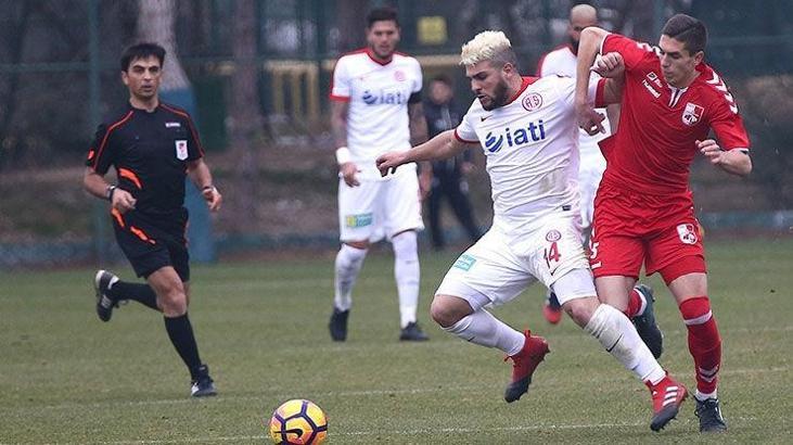 Antalyaspor: 3 - Radnicki Nis: 1