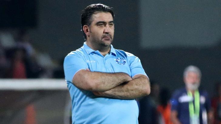 Adana Demirspor, Ümit Özat ile yollarını ayırdı!