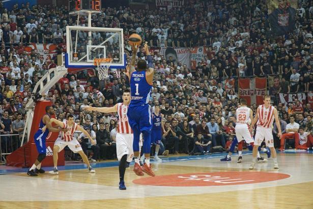 Kızılyıldız-Anadolu Efes maç sonucu: 72-86