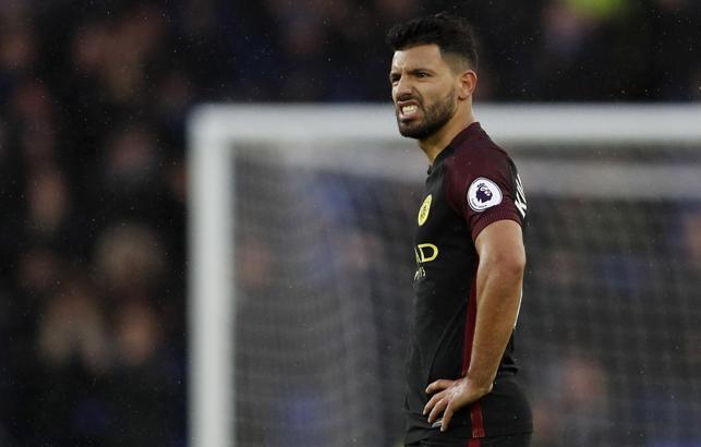 Agüero'ya baskın şoku!