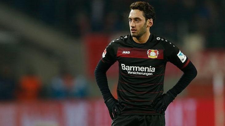 Hakan Çalhanoğlu'na şok ceza! 4 ay men...