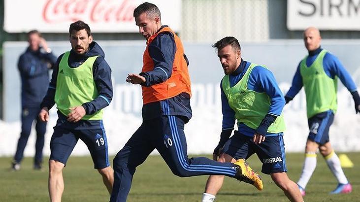 Fenerbahçe'de Beşiktaş maçı öncesi son gelişmeler