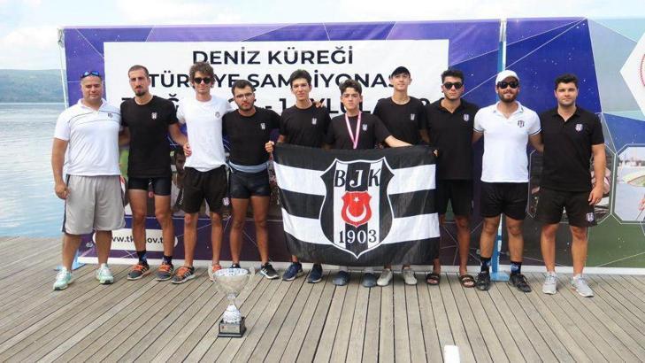 Beşiktaş'ın kürek takımından şampiyonluk
