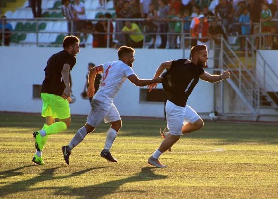 Karşıyaka'da Mustafa Aşan'ın sakatlığı moralleri bozdu