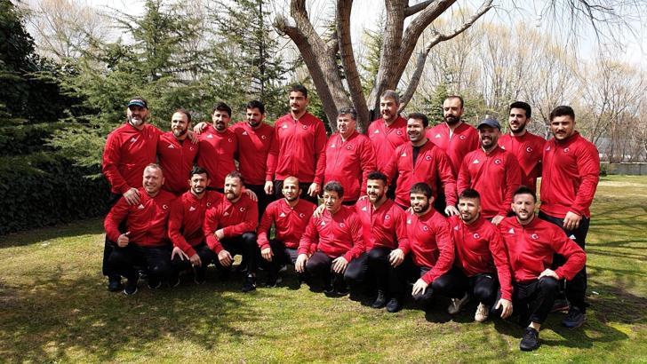 Serbest Güreş Milli Takım'ın kadrosu açıklandı