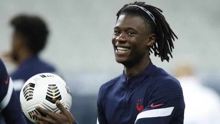 Manchester United, Camavinga için devrede