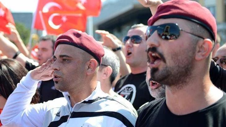 Çarşı teröre karşı!