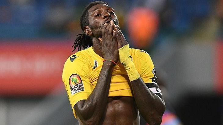 Beşiktaş Adebayor'dan vazgeçti