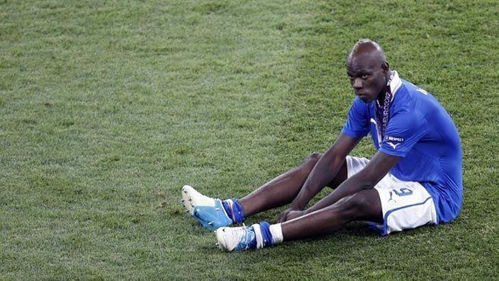 Mario Balotelli tedavi olsun!