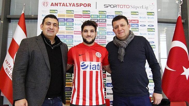 El Kabir, Antalyaspor'a imza attı