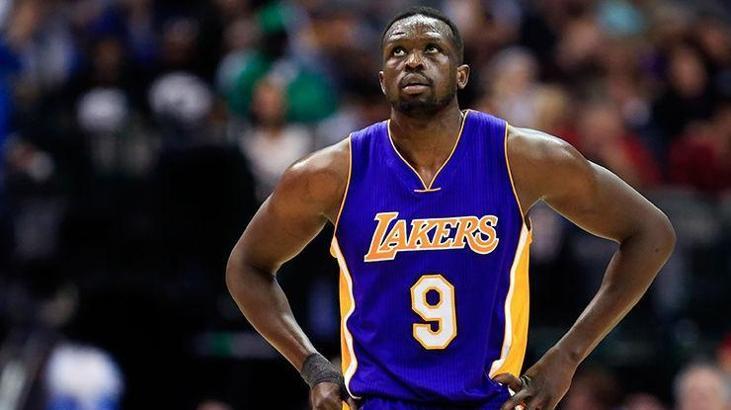 Los Angeles Lakers tarihi yenilgiyi önleyemedi