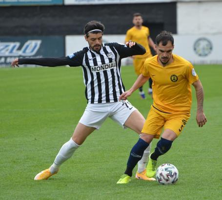 Nazilli Belediyespor galibiyeti unuttu