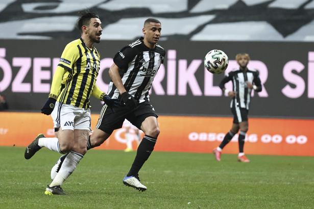 Fenerbahçe'de İrfan Can Kahveci, ilk kez 11'de