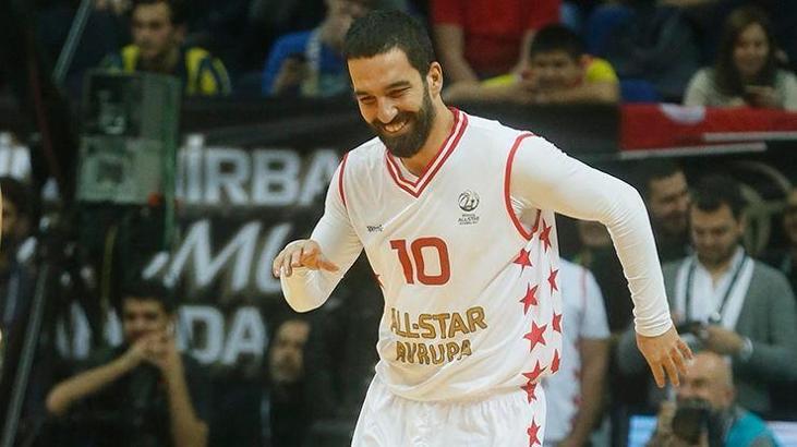 Medyanın yeni ilgi odağı Arda Turan!