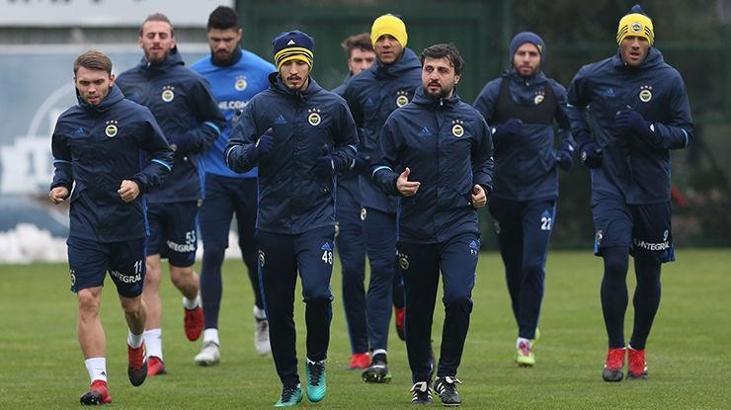 Fenerbahçe, Medipol Başakşehir hazırlıklarına başladı