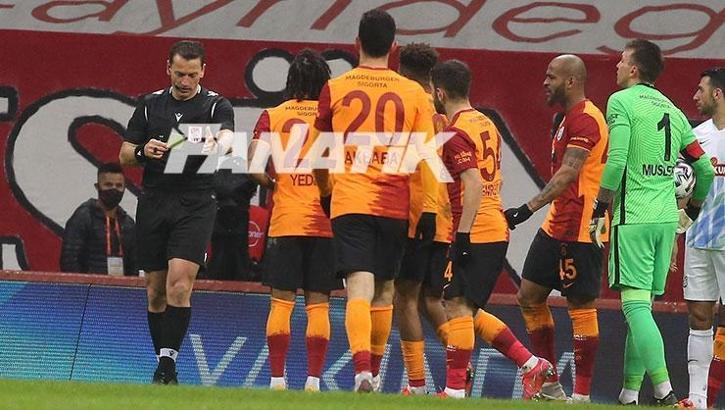 Galatasaray, en fazla kırmızı kart gördüğü sezonu yaşıyor
