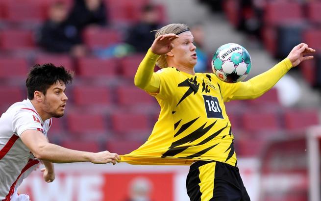 Erling Haaland'ın golleri Borussia Dortmund'a yetmedi