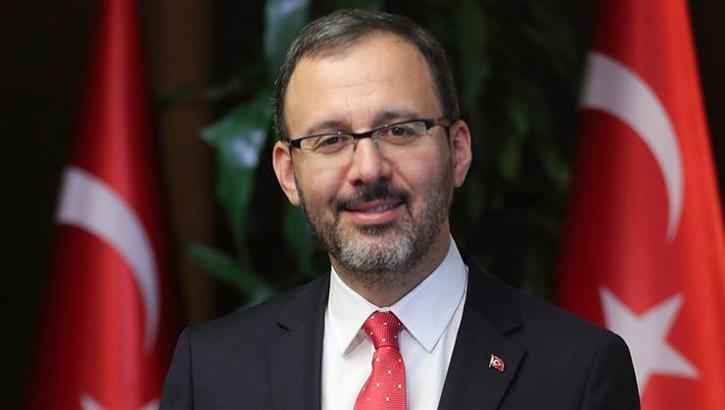 Bakan Kasapoğlu'ndan Evin Demirhan'a tebrik