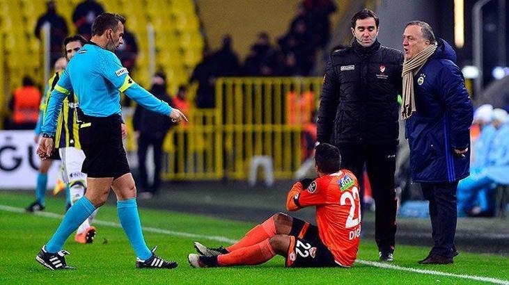 Dick Advocaat: Hakemler belki de korkuyor...