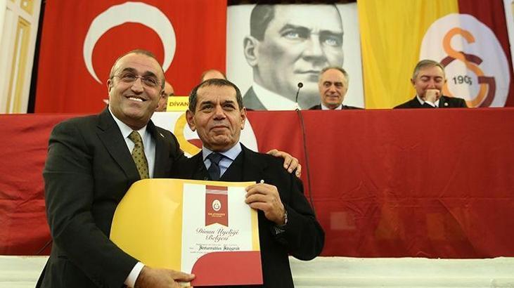 Galatasaray'da olağanüstü divan kurulu toplantısı yapıldı