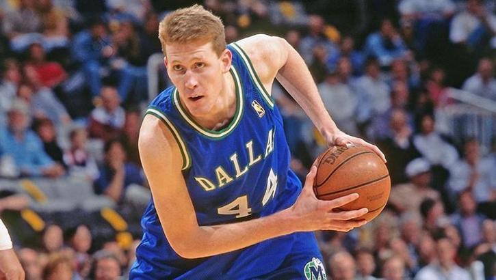 NBA'in eski yıldızı Shawn Bradley felç kaldı