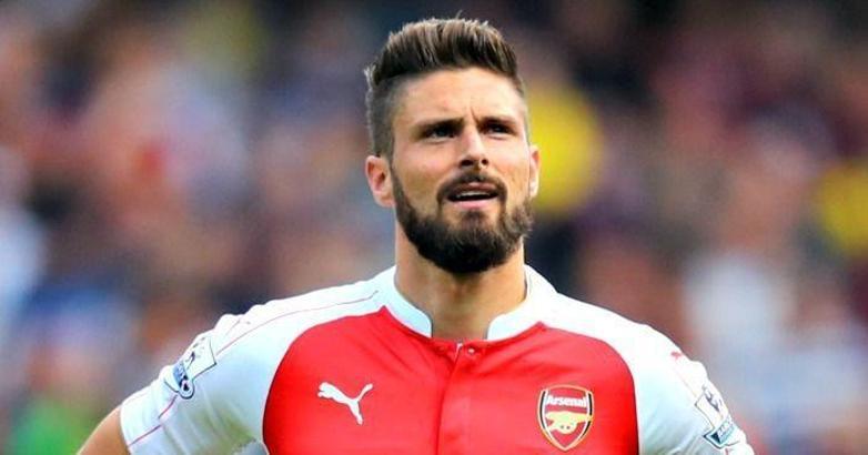 Arsenal'de üç imza birden