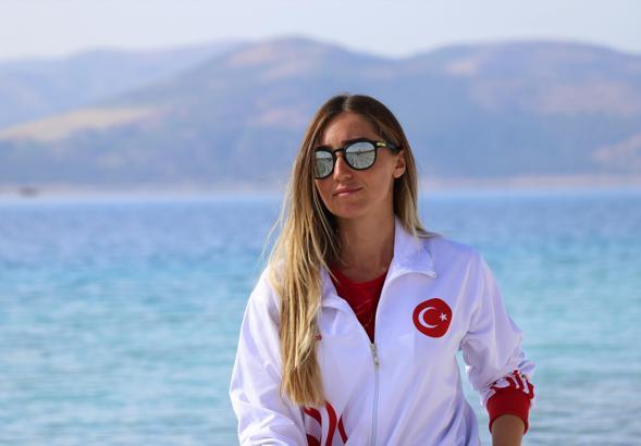 Şahika Ercümen'in dünya rekoru denemesi henüz gerçekleştirilemedi
