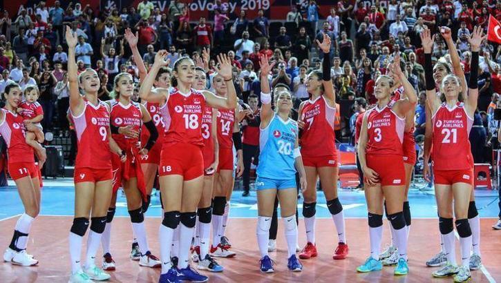 Sultanlar Çeyrek Final'de