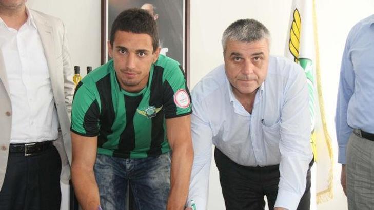 Akhisar'a kaleci takviyesi