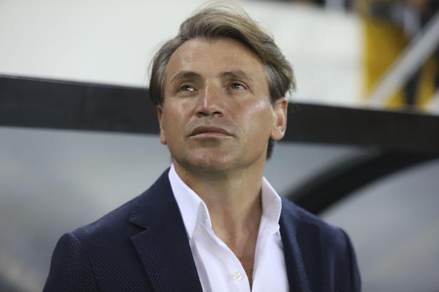 Antalyaspor'dan Tamer Tuna ve Charles açıklaması