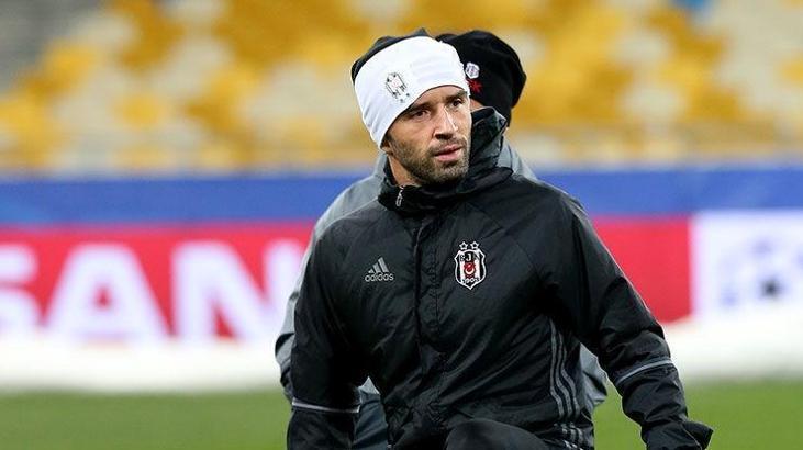 Gökhan Gönül, maç öncesi sakatlık yaşadı