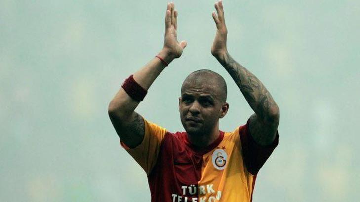 Felipe Melo Aslan'a kaldı
