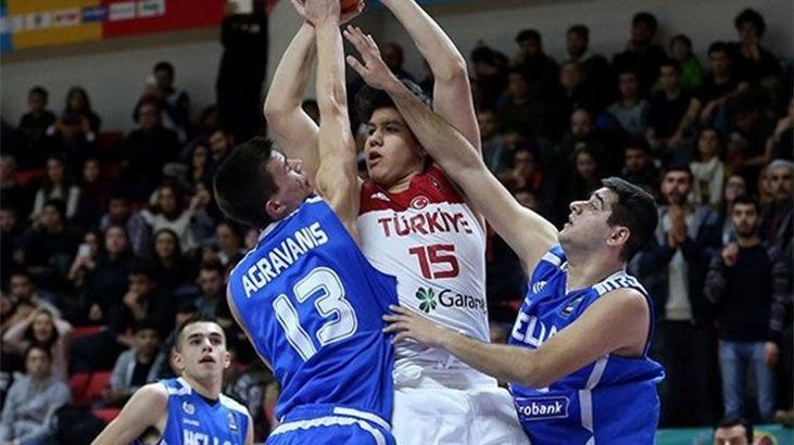 Türkiye-Yunanistan: 82-78