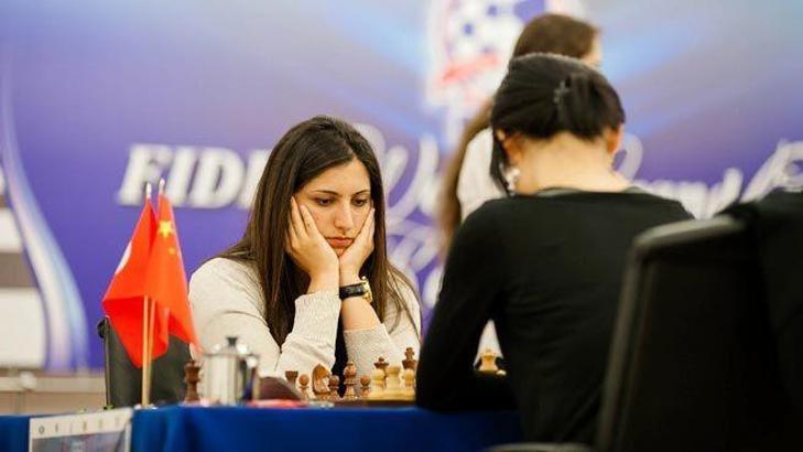 Betül Dünya şampiyonunu yendi