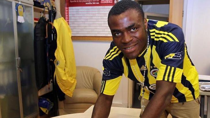 Emenike bombası!