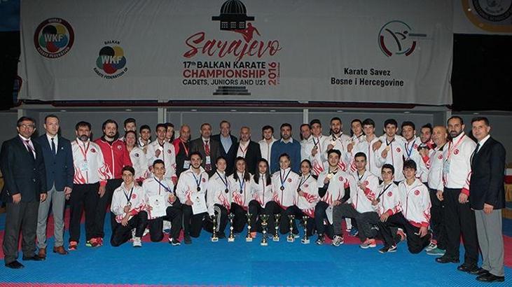 Karatenin ikinci gününde 17 madalya
