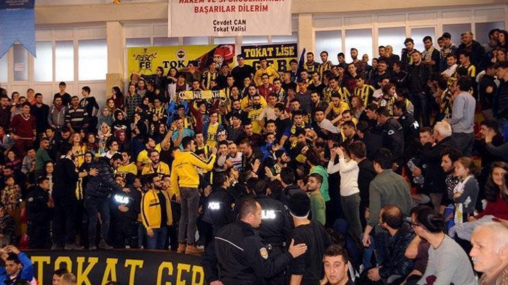 Tokat'ta voleybol maçında olay