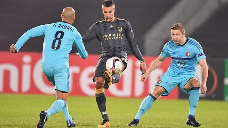 Van Persie, 12 yıl sonra De Kuip Stadı'nda