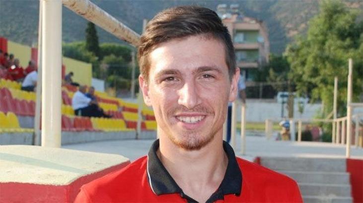 Menemenli Mert'e teklifler var