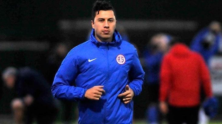 Emre Güral'a iki talip var