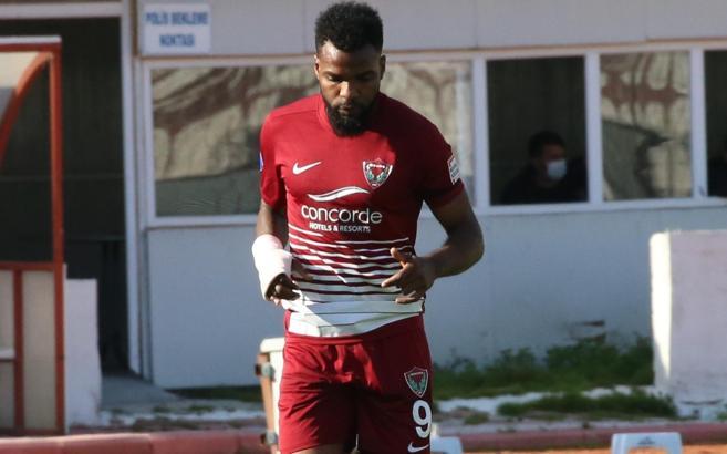 Lütfü Savaş: Boupendza için herkes 10 verirken, Fenerbahçe 12 verirse mutlu oluruz