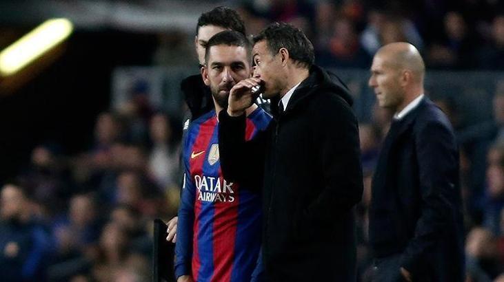 El Clasico'da eleştiri okları Arda Turan'a!