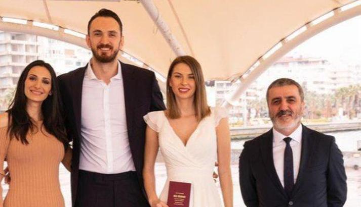 Milli basketbolcu Semih Erden dünyaevine girdi