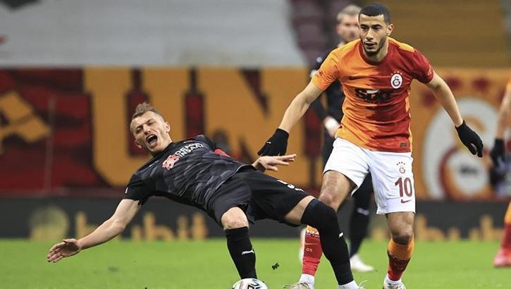 SON DAKİKA! Belhanda'nın yeni takımı belli oluyor! İstanbul'dan ayrılmıyor!