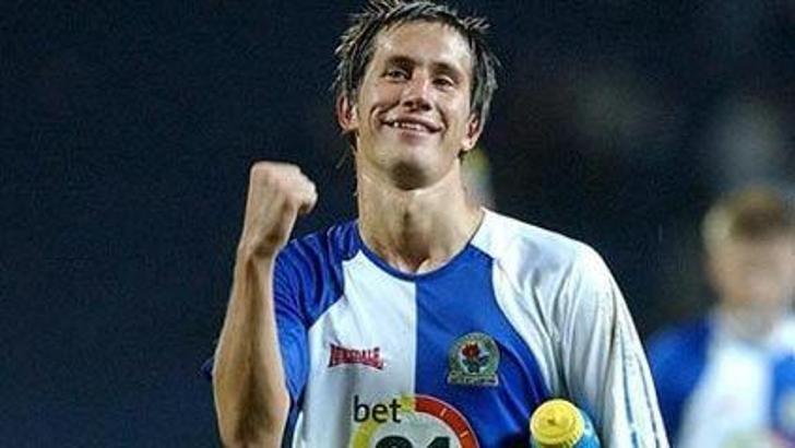 Pedersen Ada'ya imza attı