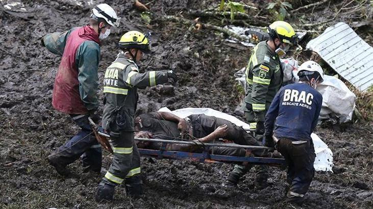 Doktorlar uçak kazasından kurtulanlarla ilgili acı konuştu