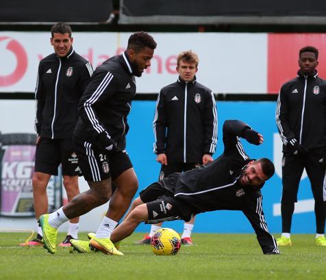 Beşiktaş'ta yabancı futbolcular hem rahat hem sıkıntılı!