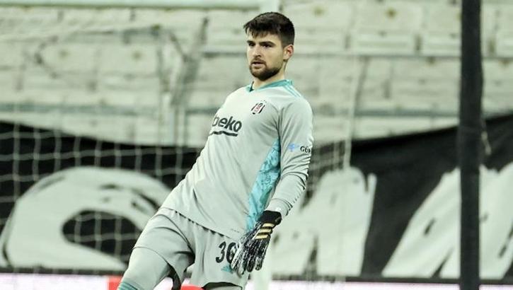 Beşiktaş'ın kalecisi Ersin Destanoğlu, gelecek vadeden futbolcular listesine girdi