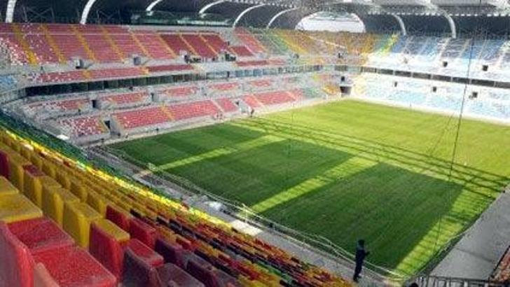 Kadir Has'ın çimleri değişiyor!